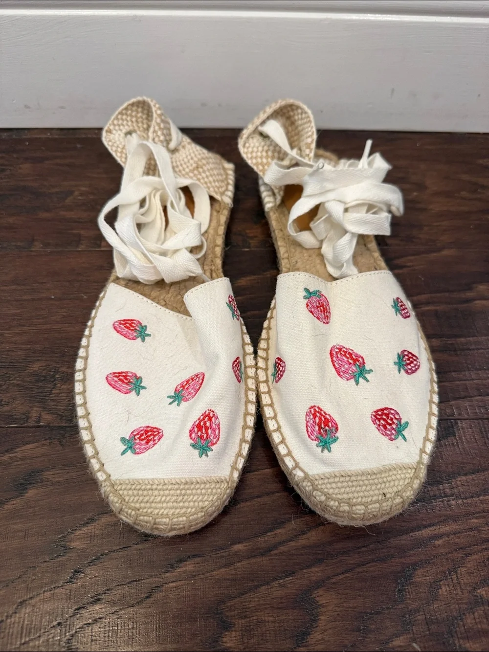 Women’s J Crew Cream Espadrille Sandals with Strawberry Embroidery